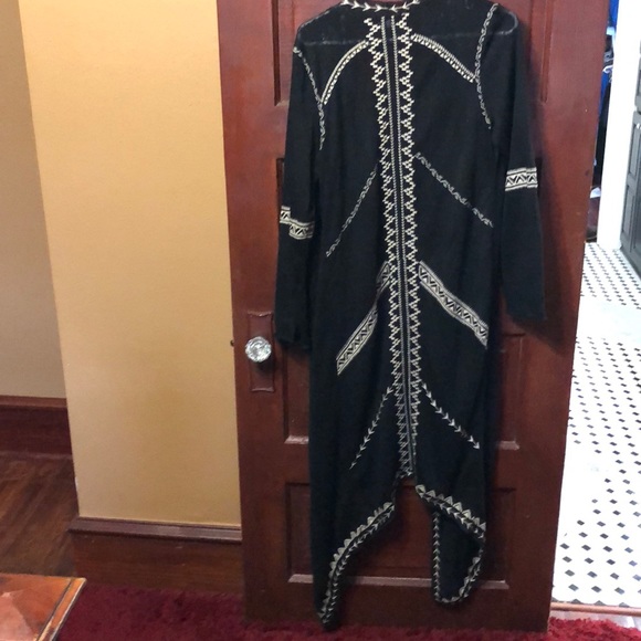 Black long sweater jacket with beige detailing - Picture 2 of 2